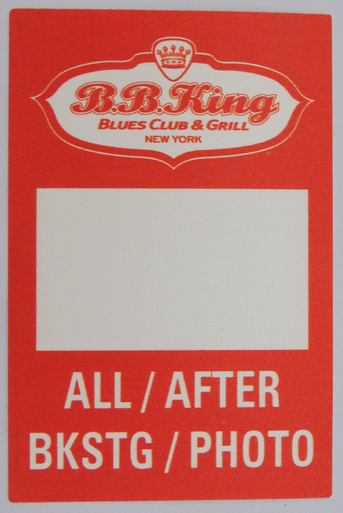 B.B. King 'Blues Club & Grill New York - Red' OTTO Backstage Pass