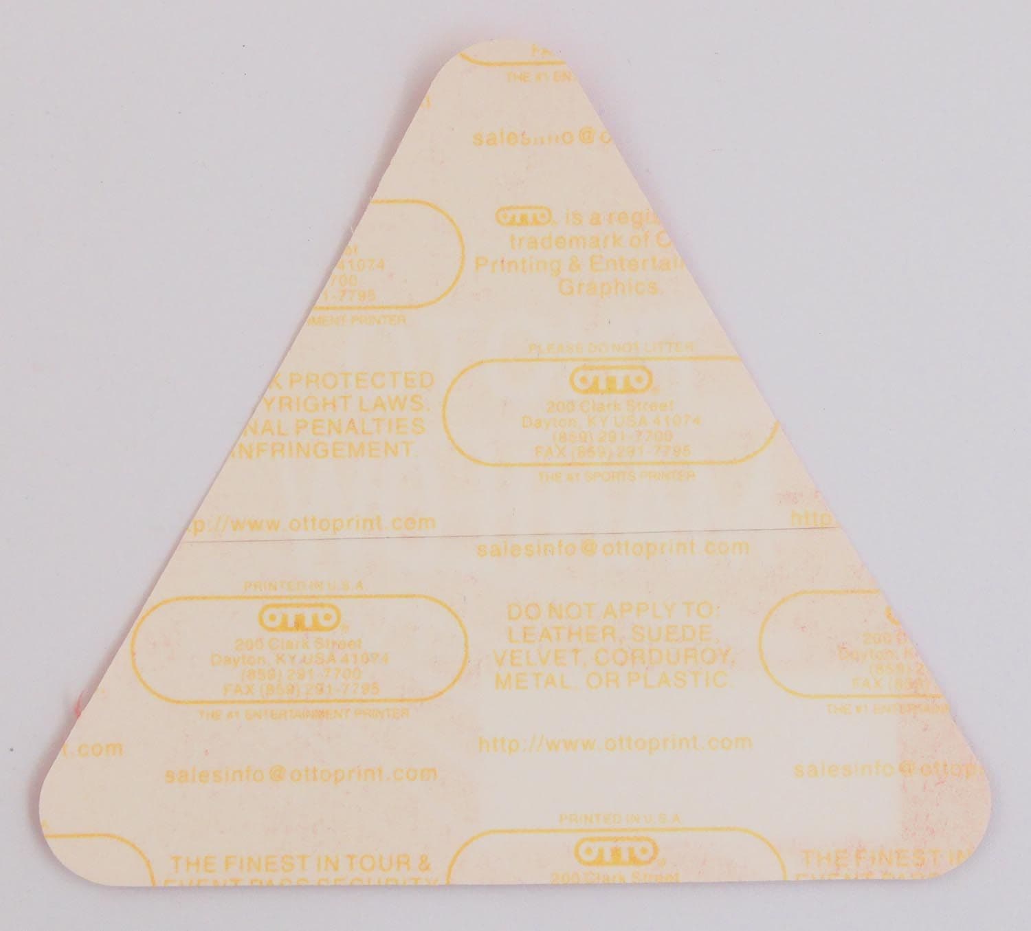 Barry Manilow 'Live Photo' Red OTTO Backstage Pass