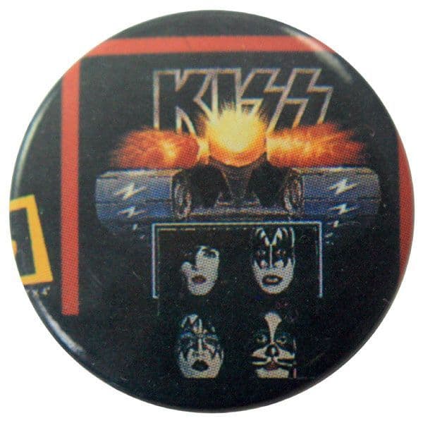Kiss - 'Group Tank' Button Badge