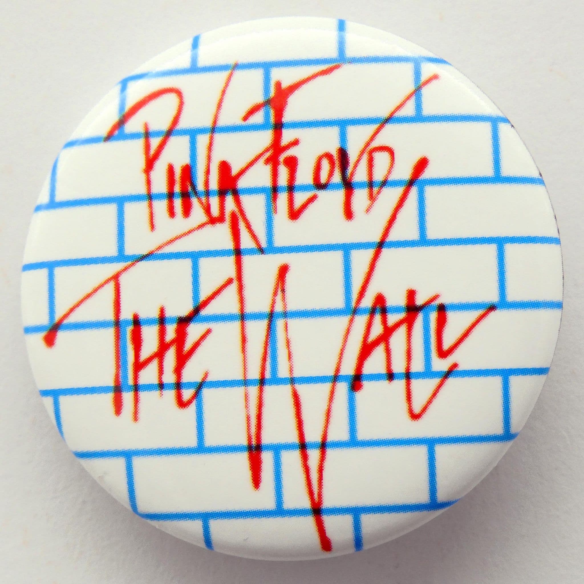 Pink Floyd - 'The Wall' 32mm Badge
