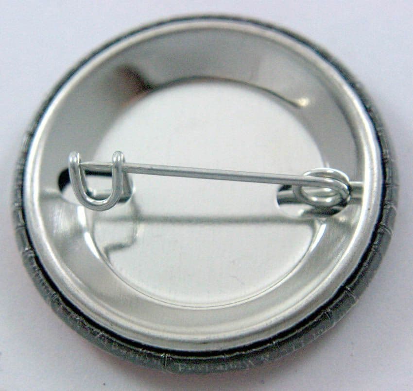 Pink Floyd - 'The Wall - Hammers' 32mm Badge