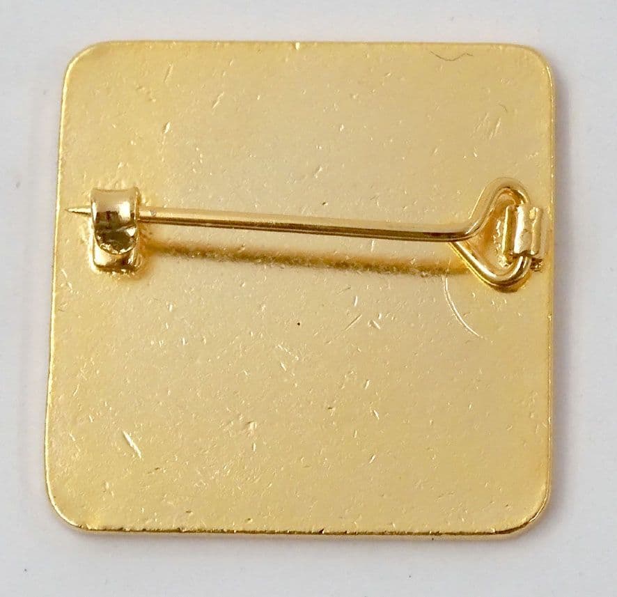 Queen - 'Crest' Black Enamel Badge