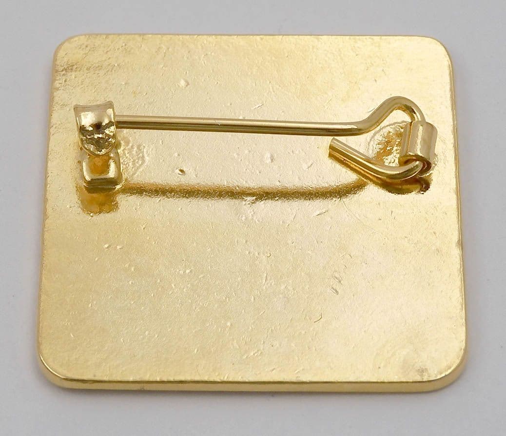 Queen - 'Crest' Red Enamel Badge