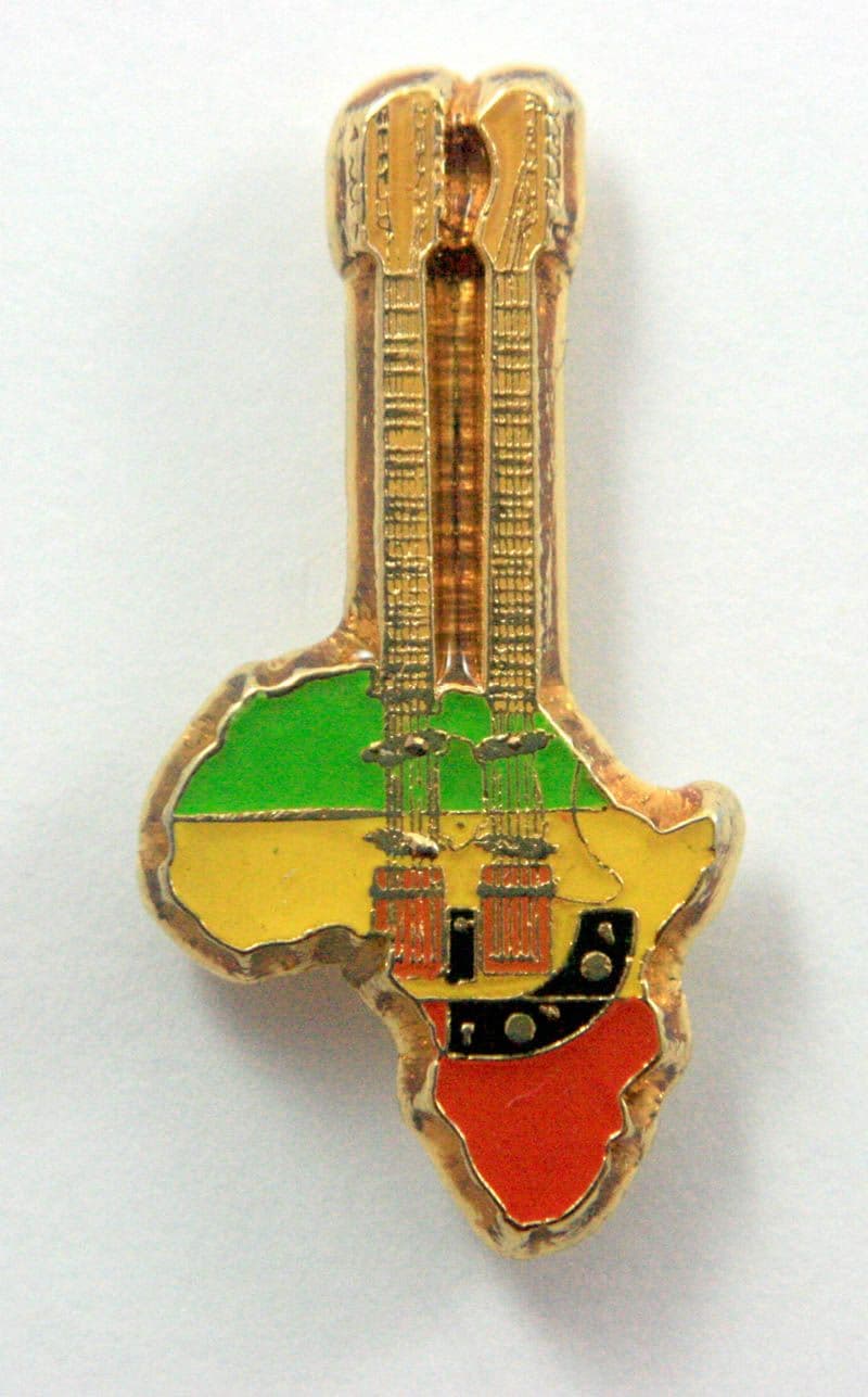 Rasta Africa Guitar - Enamel Badge