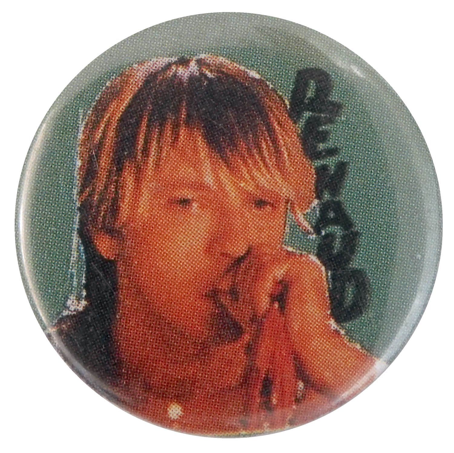 Renaud - 'Green Background' Button Badge